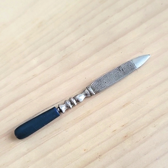 Vintage Mini Nail File w/ Dark Blue Handle - Picture 3 of 3